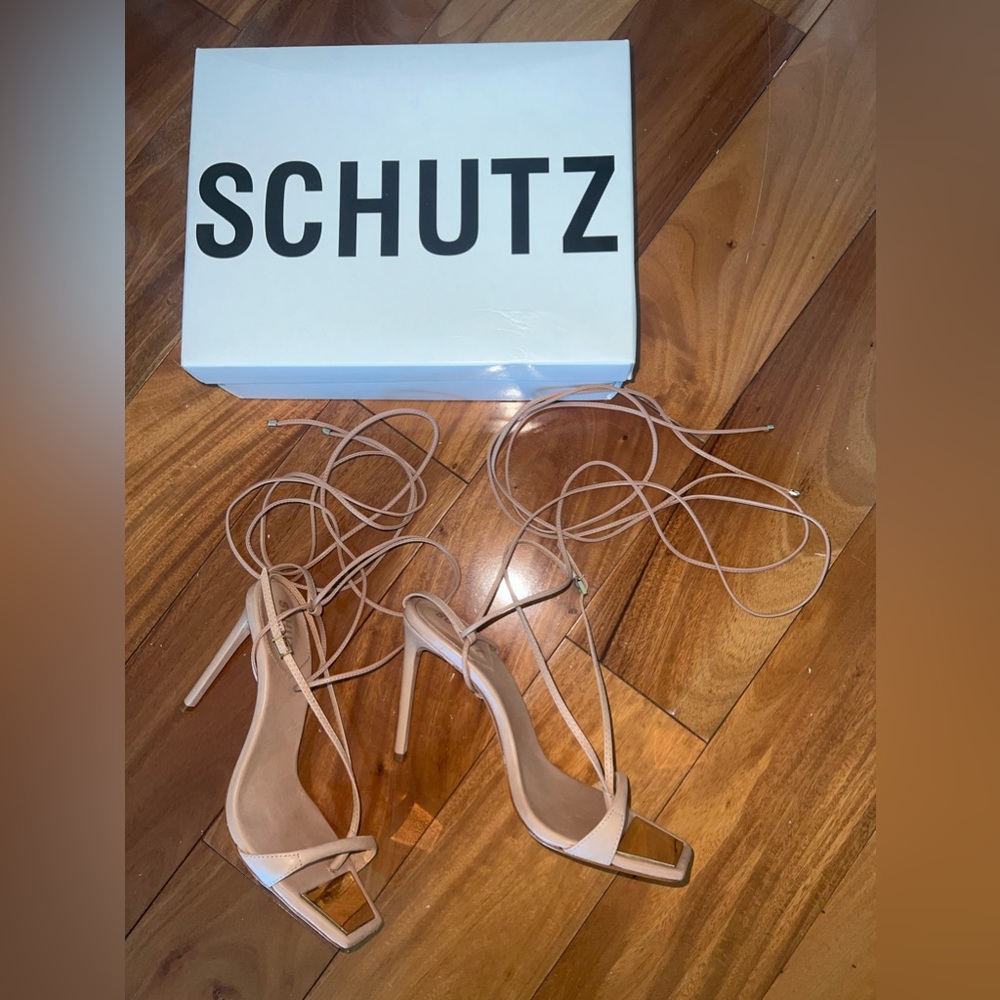 Schutz Vikki Nude Sandals